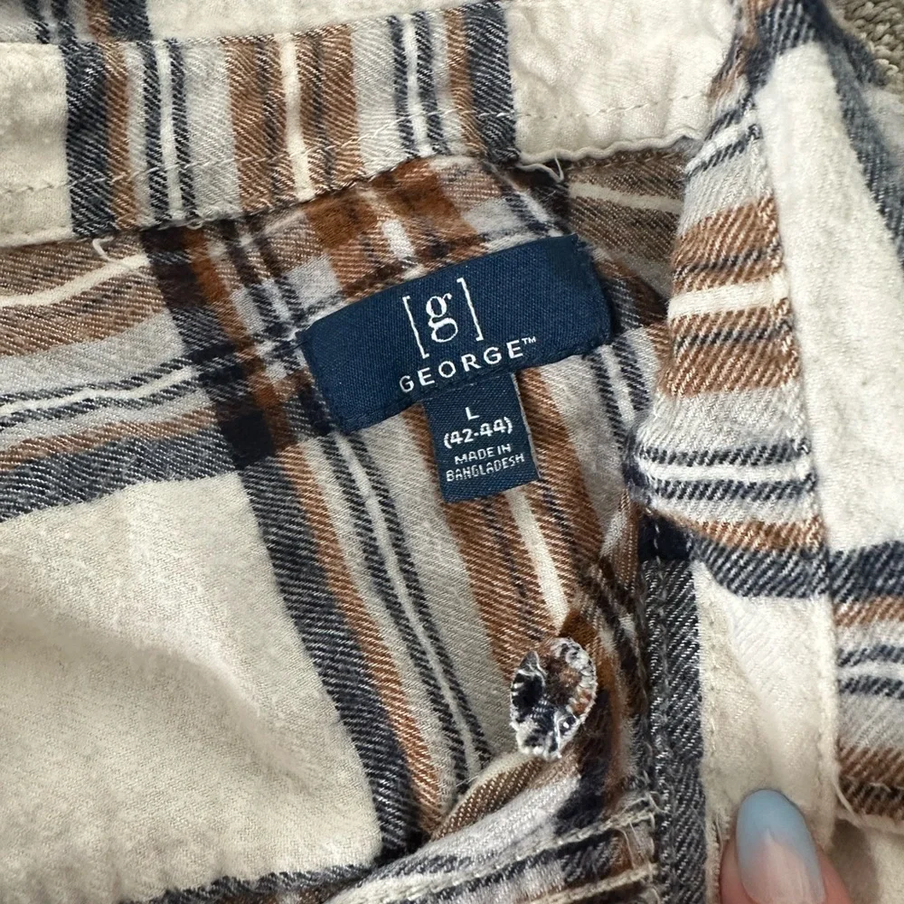 Flannel - Picture 3 of 3